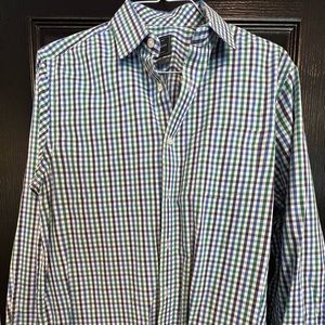 Men’s Gap shirt. Size XL.